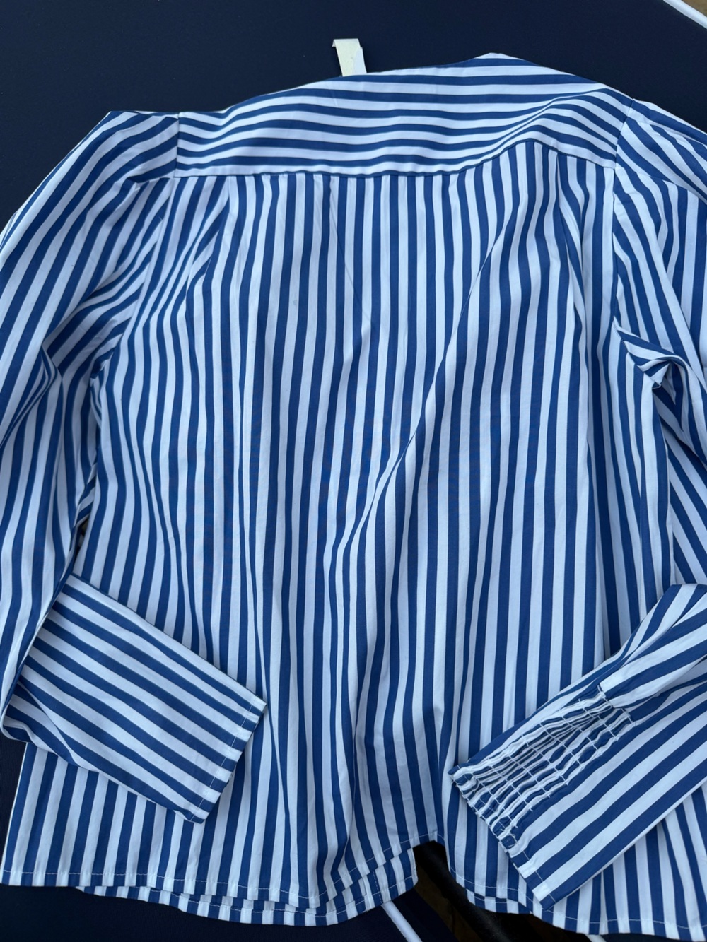 MADEWELL XS Stacked-Button V-Neck Shirt in Poplin NZ420 - Picture 7 of 7